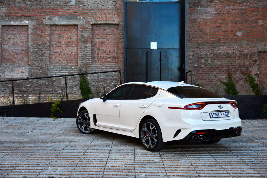  Kia Stinger GT 2018 года  (ZA) (фото 38 из 40)